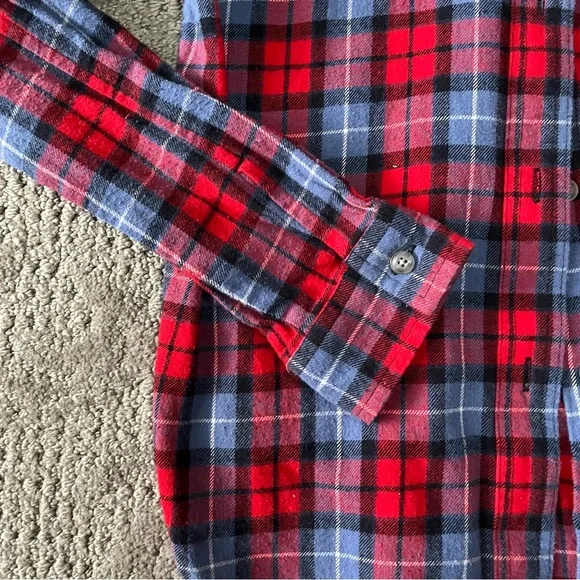 EUC Women's Vans Flannel size Medium in Red Multi-Color - Picture 7 of 7